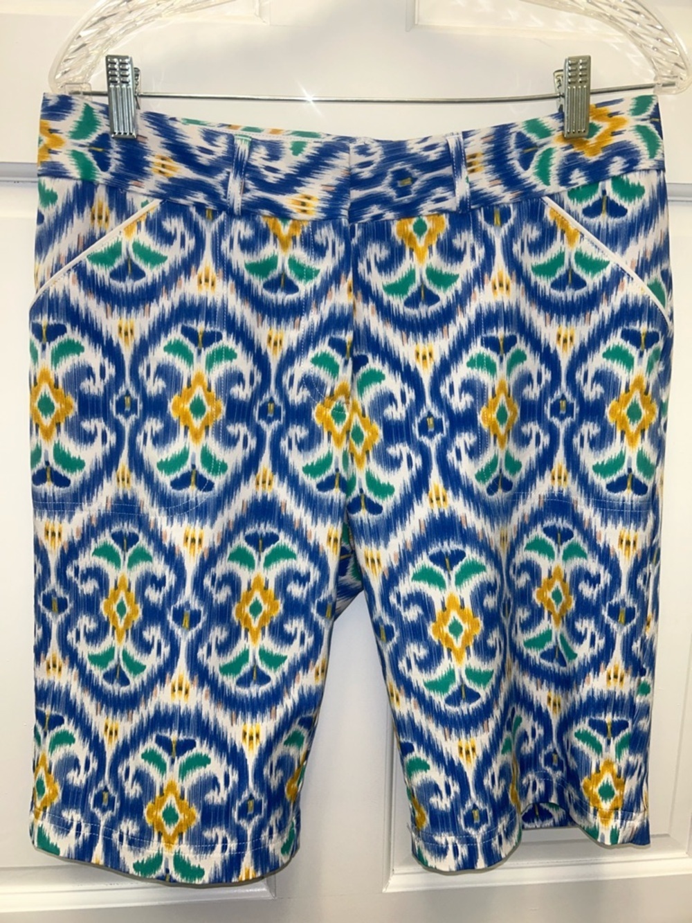 Peter Millar Stretch Bermuda Golf Walking Shorts in Vibrant Colors Women Size 8